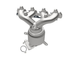Load image into Gallery viewer, MagnaFlow Conv DF Honda 1996-2000 Civic / 1996-1997 Civic Del Sol 1.6L - Installation View