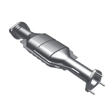 Load image into Gallery viewer, MagnaFlow Conv DF Jeep Wrangler 00-04 OEM - Side View