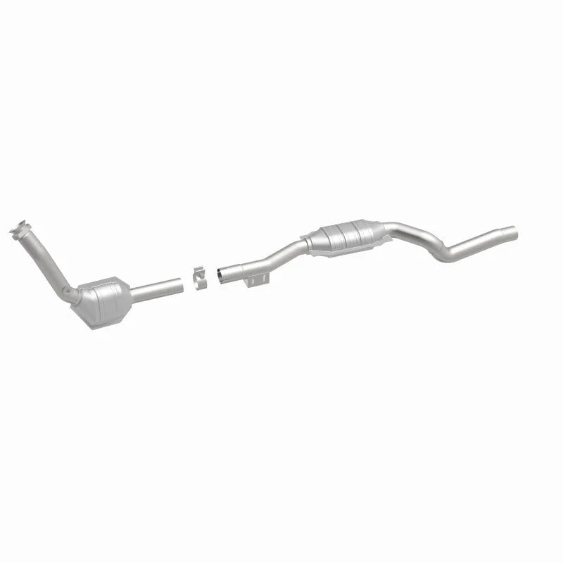 MagnaFlow Conv DF Mercedes ML320 99-02 Passenger Side OEM - Installation View