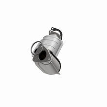 Load image into Gallery viewer, MagnaFlow Conv DF P/S Assy fits 2003-2008 INFINITI FX35 / G35 / M35 / Nissan 350Z 3.5L - Installation View