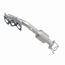 Load image into Gallery viewer, MagnaFlow Conv DF P/S mani OEM fits 2005-2011 Toyota 4Runner / FJ Cruiser / Tacoma / Tundra 4L - Additional View 15