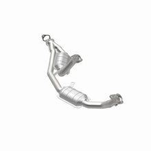 Load image into Gallery viewer, MagnaFlow Conv DF Taurus/Sable/Continental 8 - Additional View 6