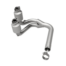 Load image into Gallery viewer, MagnaFlow Conv DF WRANGLER 04-06 4L OEM - Installation View