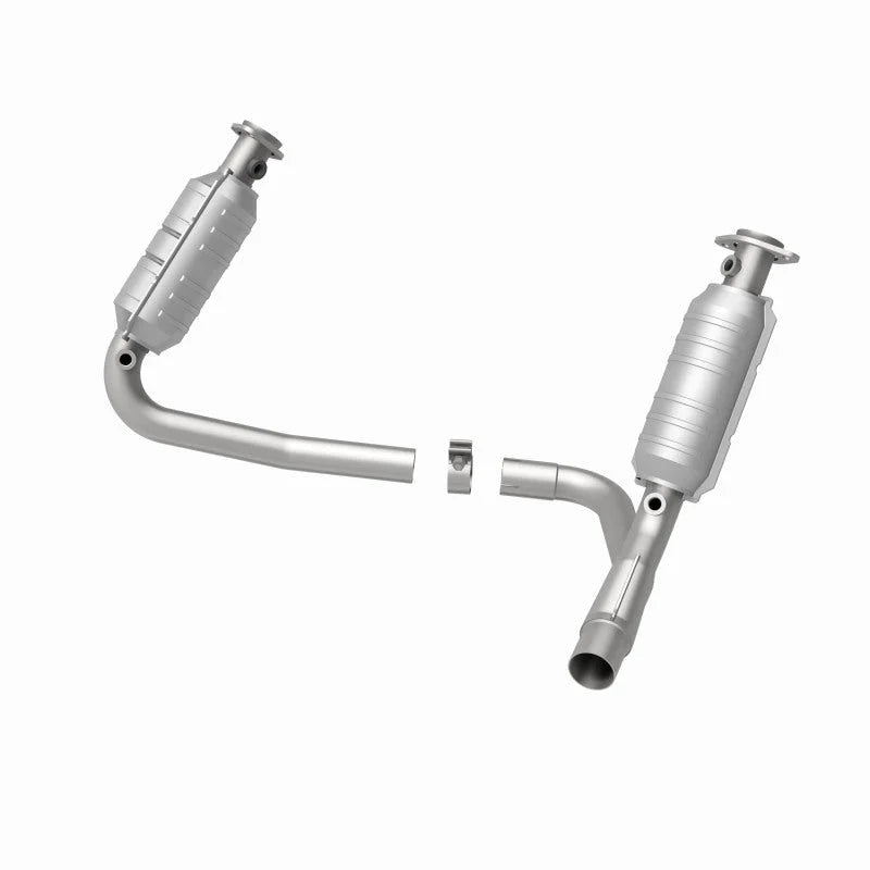 MagnaFlow Conv DF Y-Pipe Assembly fits 2005-2006 Dodge Dakota / Mitsubishi Raider 3.7L - Installation View