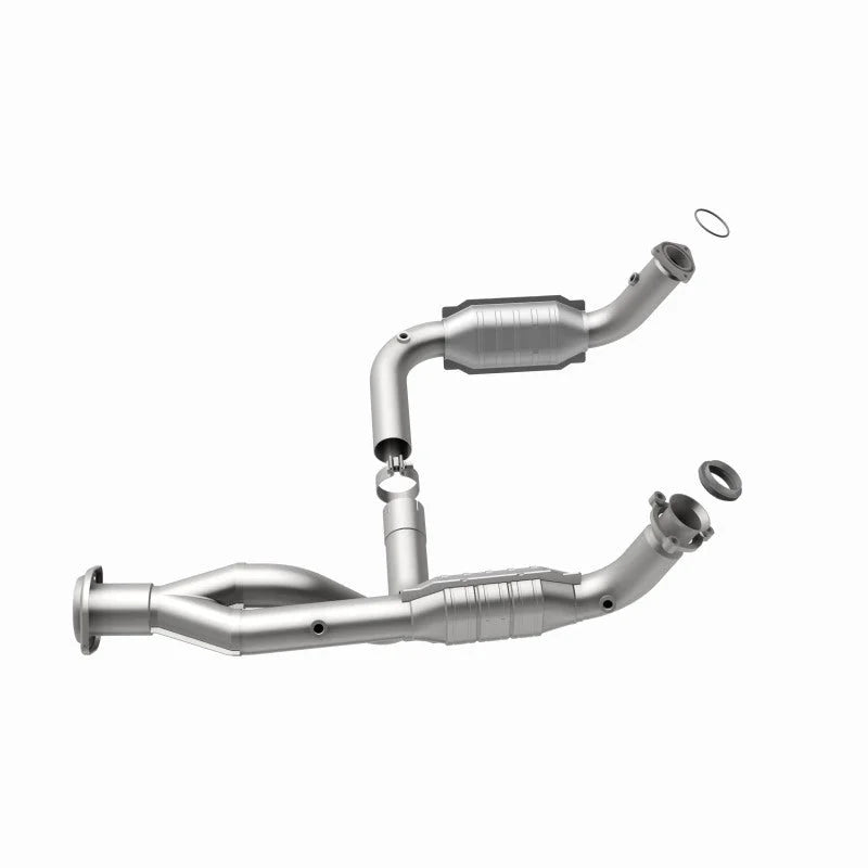 MagnaFlow Conv DF Y-Pipe Assy fits 2007-2009 Hummer H2 Truck - Back View