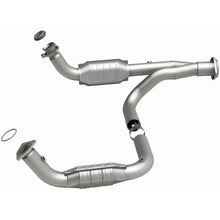 Load image into Gallery viewer, MagnaFlow Conv DF Y-Pipe Assy fits 2007-2009 Hummer H2 Truck - Additional View 6