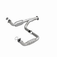 Load image into Gallery viewer, MagnaFlow Conv DF Y-Pipe Assy fits 2007-2009 Hummer H2 Truck - Additional View 16