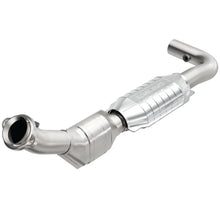 Load image into Gallery viewer, MagnaFlow Conv DF fits 1997-2000 Ford Expedition / F-150 / F-250 / Lincoln Navigator 5.4L - Main Product View