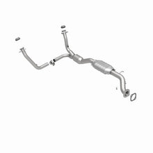 Load image into Gallery viewer, MagnaFlow Conv DF fits 2001-2004 Chevrolet Blazer LS / 2001 Chevrolet Blazer LT / 2001-2005 Chevrolet Blazer Xtreme / 2003...
