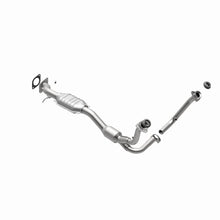 Load image into Gallery viewer, MagnaFlow Conv DF fits 2001-2004 Chevrolet Blazer LS / 2001 Chevrolet Blazer LT / 2001-2005 Chevrolet Blazer Xtreme / 2003...