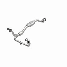 Load image into Gallery viewer, MagnaFlow Conv DF fits 2001-2004 Chevrolet Blazer LS / 2001 Chevrolet Blazer LT / 2001-2005 Chevrolet Blazer Xtreme / 2003...