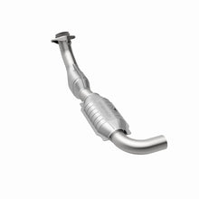Load image into Gallery viewer, MagnaFlow Conv DF fits 2001-2004 Ford Expedition / F-150 / F-150 Heritage 4.6L - Installation View