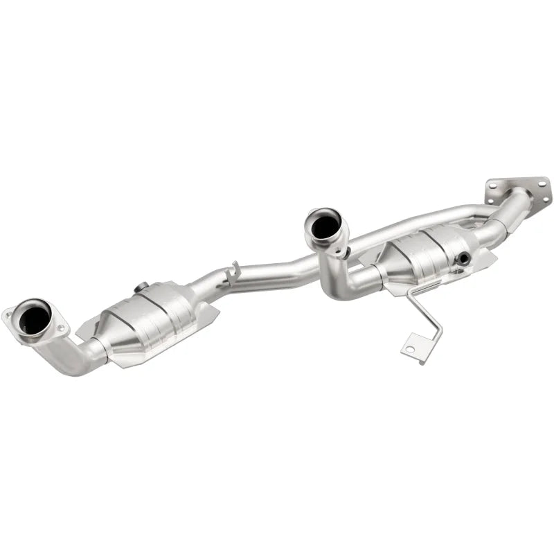 MagnaFlow Conv DF fits 2004-2007 Ford Freestar / Mercury Monterey 3.9L - Main Product View