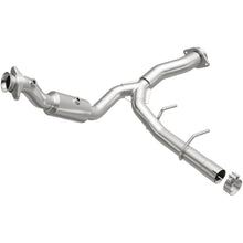 Load image into Gallery viewer, MagnaFlow Conv Direct Fit 15-17 Ford Expedition V6 3.5 OEM Underbody - Main Product View