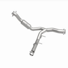 Load image into Gallery viewer, MagnaFlow Conv Direct Fit 15-17 Ford Expedition V6 3.5 OEM Underbody - Additional View 7