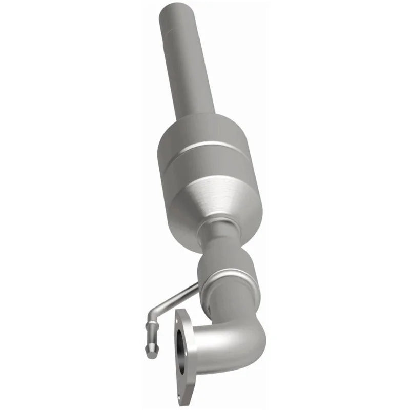 MagnaFlow Conv Direct Fit 1999-2006 Volkswagen Beetle L4 1.9 Diesel - Side View