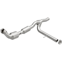 Load image into Gallery viewer, MagnaFlow Conv Direct Fit 2005 Ford F150 V8 - Main Product View