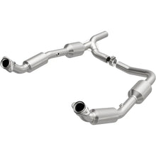 Load image into Gallery viewer, MagnaFlow Conv Direct Fit 2008+ Ford E-150 4.6L - Main Product View