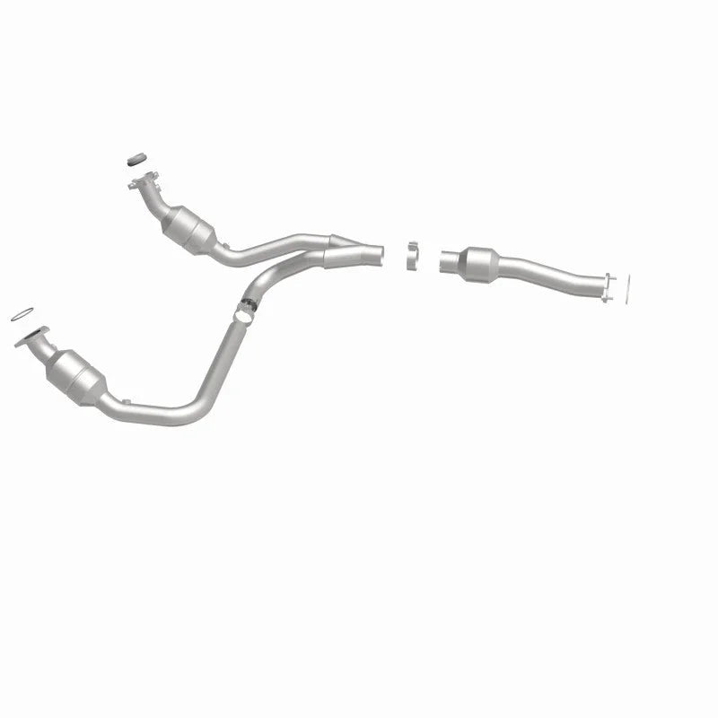 MagnaFlow Conv Direct Fit 2011-2014 Express 1500 4.3L Underbody - Additional View 5