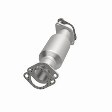 Load image into Gallery viewer, MagnaFlow Conv Direct Fit 2011 Kia Sorento 3.5 Underbody - Additional View 5