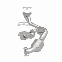 Load image into Gallery viewer, MagnaFlow Conv Direct Fit OEM 16-17 Subaru Impreza/Forester Underbody - Additional View 7