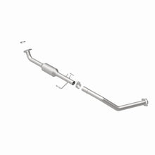 Load image into Gallery viewer, MagnaFlow Conv Direct Fit OEM 2001-2004 Toyota Sequoia Underbody - Additional View 7