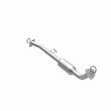 Load image into Gallery viewer, MagnaFlow Conv Direct Fit OEM 2001-2004 Toyota Sequoia Underbody - Back View