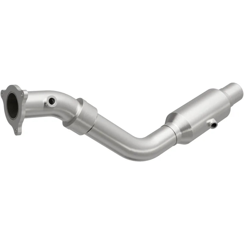 MagnaFlow Conv Direct Fit OEM 2004-2006 Chrysler Pacifica Underbody - Main Product View