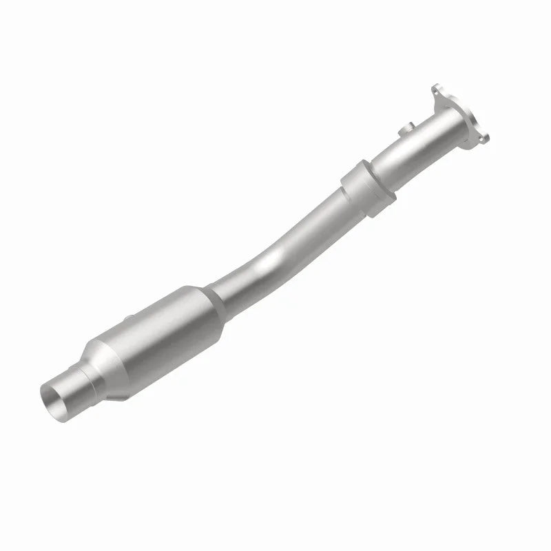 MagnaFlow Conv Direct Fit OEM 2004-2006 Chrysler Pacifica Underbody - Installation View