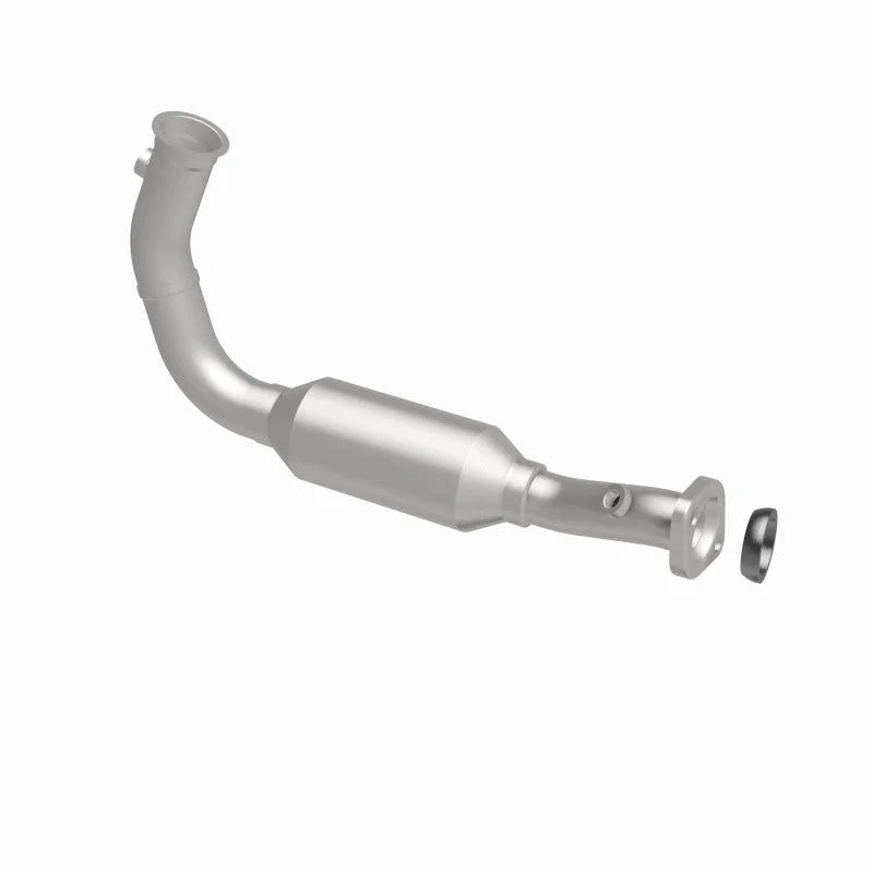 MagnaFlow Conv Direct Fit OEM 2004 Jeep Liberty Underbody - Side View