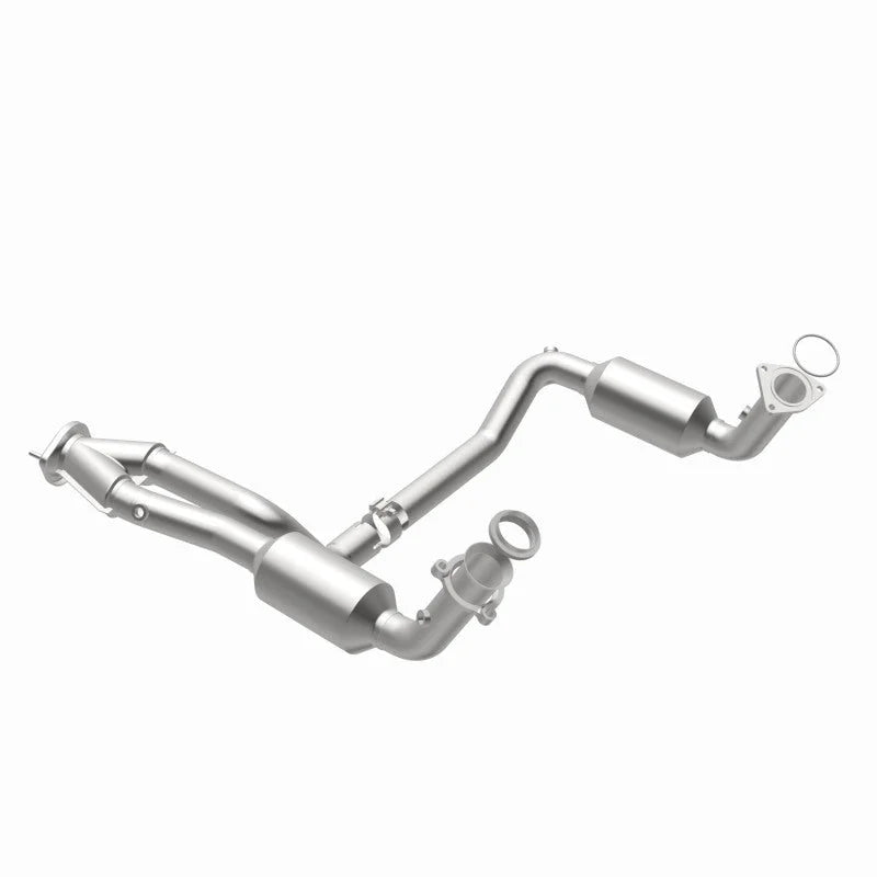 MagnaFlow Conv Direct Fit OEM 2005 GMC Sierra/Chevrolet Silverado 1500/Cadillac Escalade Underbody - Additional View 13