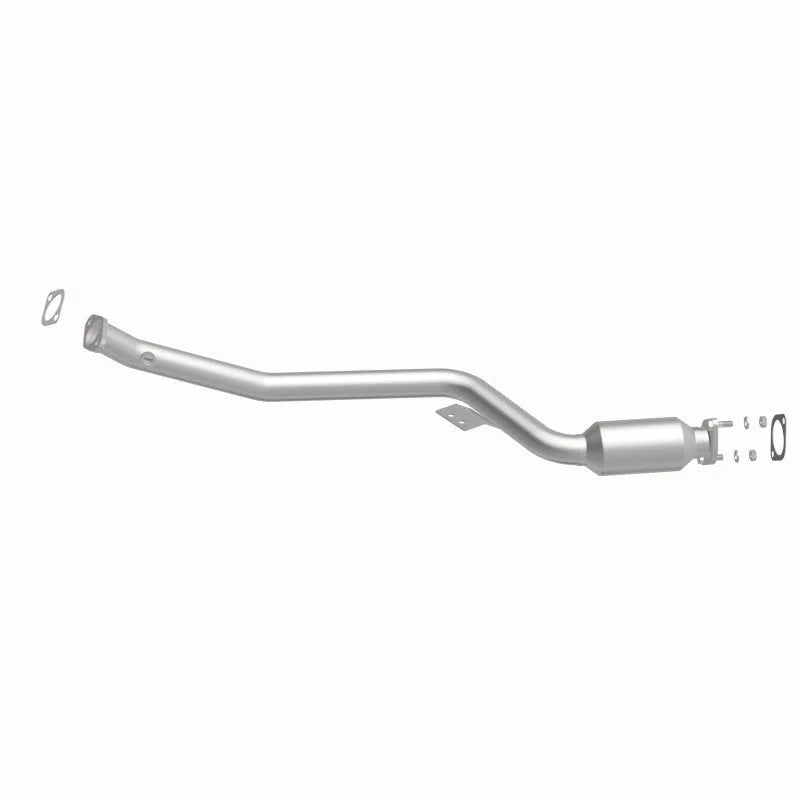 MagnaFlow Conv Direct Fit OEM 2015 Hyundai Genesis 3.8L Underbody - Installation View