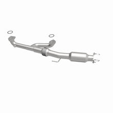 Load image into Gallery viewer, MagnaFlow Conv Direct Fit Underbody fits 2016-2017 Honda Odyssey 3.5L V6 - Additional View 7