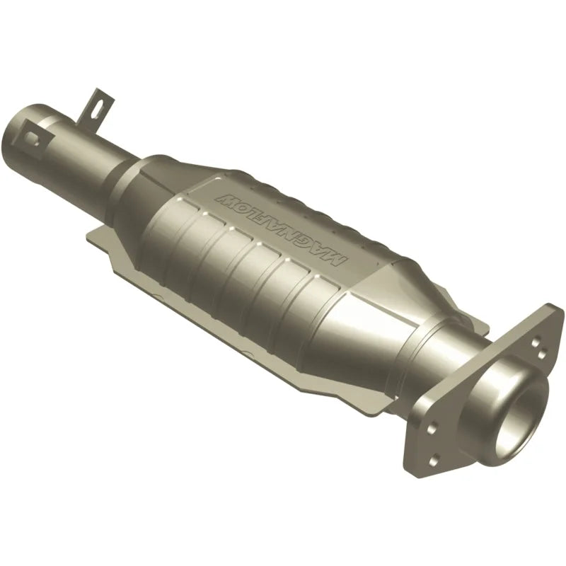 MagnaFlow Conv GM 21X6.5X4 2.5/3 23486 - Side View