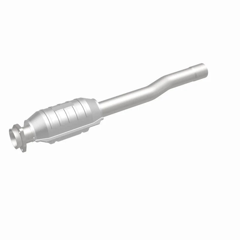 MagnaFlow Conv Range Rover 29X6.5X4 2/2.12 - Back View
