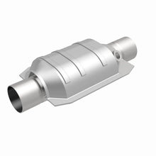 Load image into Gallery viewer, MagnaFlow Conv Univ 2.00inch 1-O2 Rear 50 State - Additional View 7