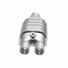 Load image into Gallery viewer, MagnaFlow Conv Univ 2/2.5 D/S Single O2 FED - Back View