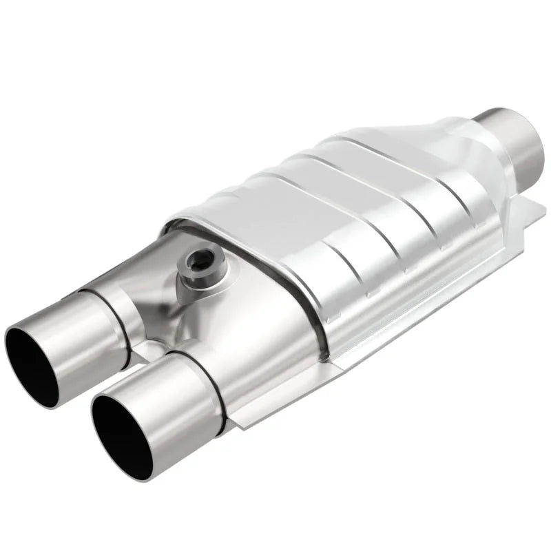 MagnaFlow Conv Univ 2/2.5 Single O2 Boss - Side View