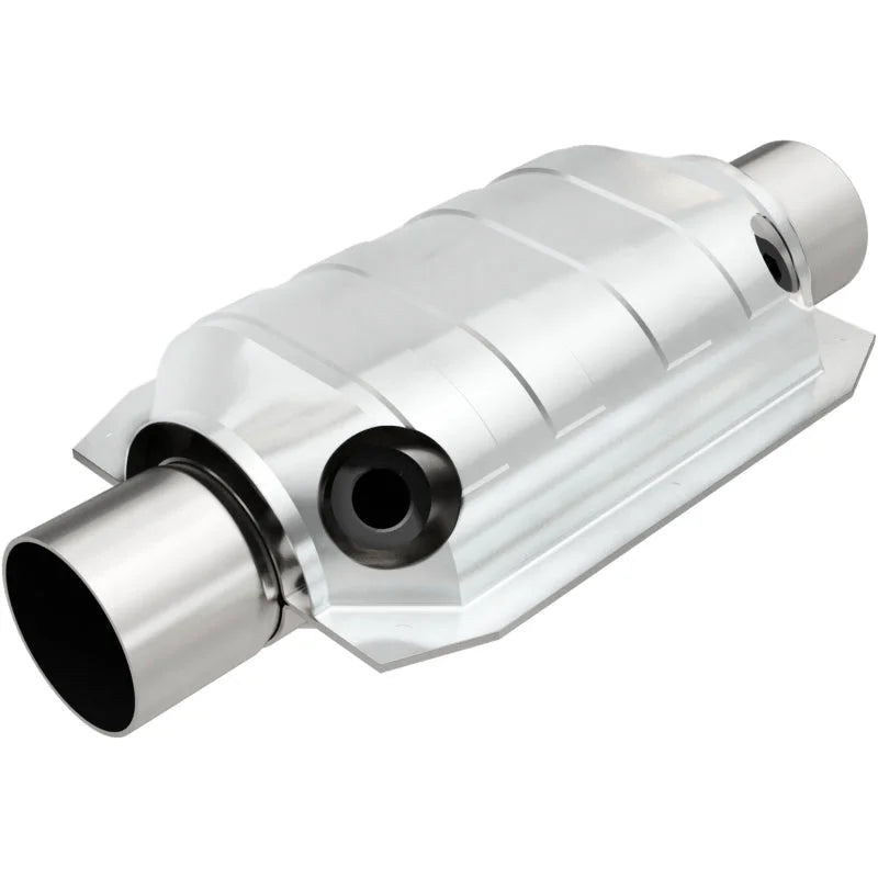 MagnaFlow Conv Univ 2.25 W/Dual O2 Boss - Main Product View