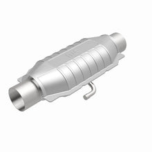 Load image into Gallery viewer, MagnaFlow Conv Univ 2.25in Inlet/Outlet Center/Center Oval Rear (California) - Side View