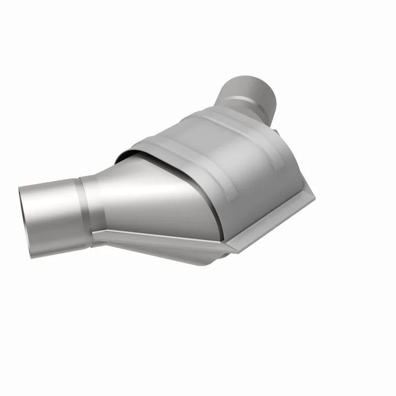 MagnaFlow Conv Univ 2.25inch Angled Inlet/Outlet fits 1996-2009 Ford Expedition / Ford F-150 / Ford F-150 Heritage / Ford ...