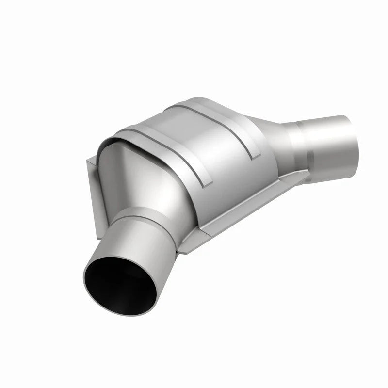 MagnaFlow Conv Univ 2.25inch Angled Inlet/Outlet fits 1996-2009 Ford Expedition / Ford F-150 / Ford F-150 Heritage / Ford ...