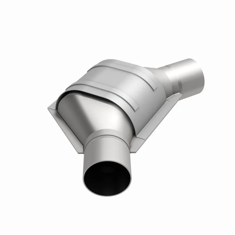 MagnaFlow Conv Univ 2.25inch Angled Inlet/Outlet fits 1996-2009 Ford Expedition / Ford F-150 / Ford F-150 Heritage / Ford ...
