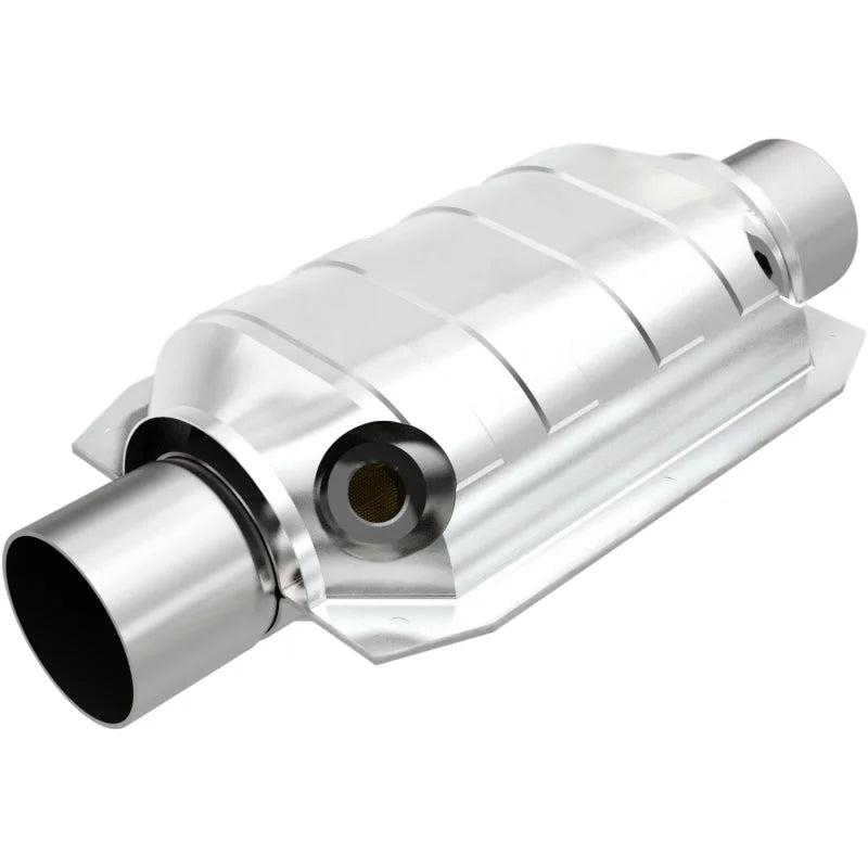 MagnaFlow Conv Univ 2.5 W/Dual O2 Boss - Main Product View