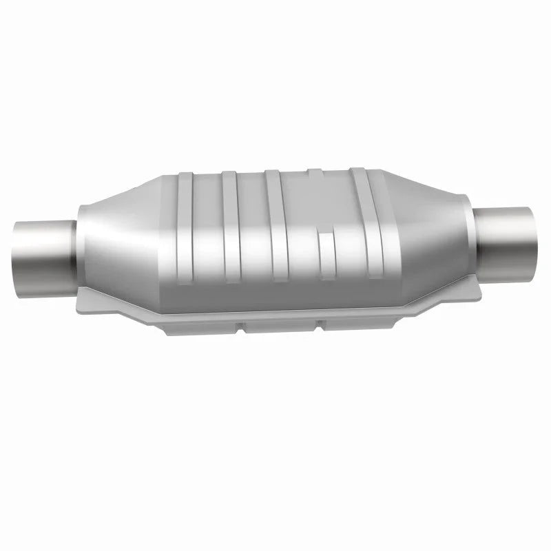 MagnaFlow Conv Univ 2.5 W/O2 Boss - Back View