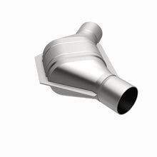 Load image into Gallery viewer, MagnaFlow Conv Univ 2.50inch Angled In/Out FED - Additional View 8
