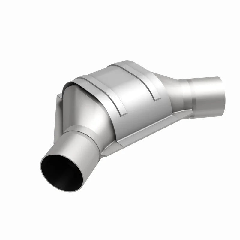 MagnaFlow Conv Univ 2.50inch Angled Inlet/Outlet - Back View