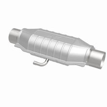 Load image into Gallery viewer, MagnaFlow Conv Univ 2.5in ID Inlet/Outlet Center/Center Oval Rear - Additional View 5