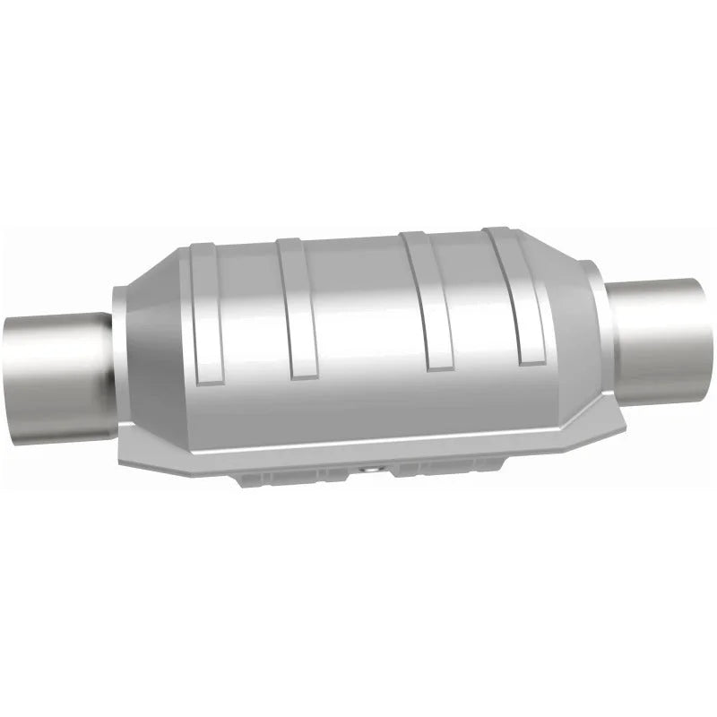 MagnaFlow Conv Univ 2.5inch Inlet/Outlet Center/Center Oval (California OBDII) - Side View