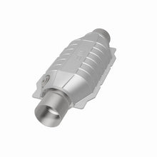 Load image into Gallery viewer, MagnaFlow Conv Univ 3in In/Out Center/Center Oval w/ 02 Sensor - Additional View 7